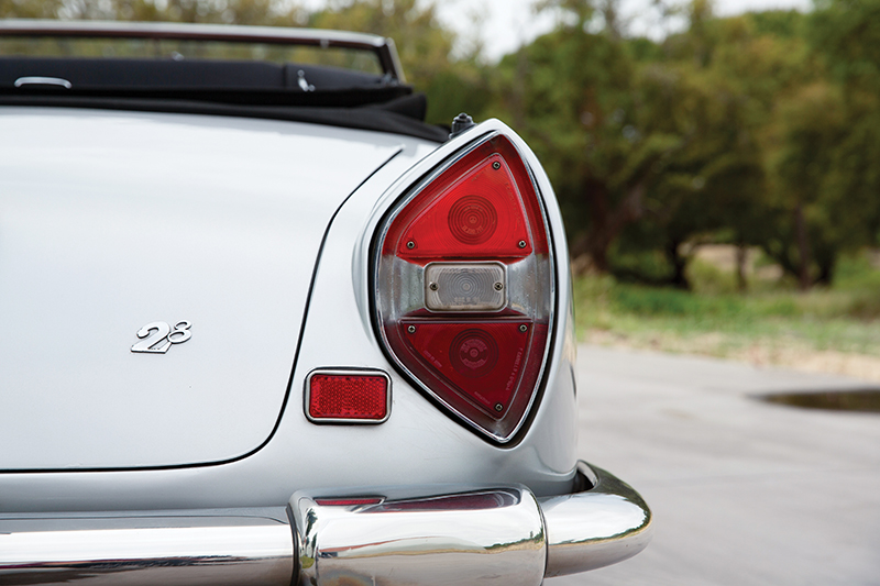 1963-Lancia-Flaminia-GT-3C-2-8-Convertible-by-Touring_19