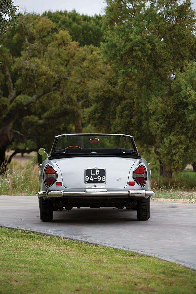 1963-Lancia-Flaminia-GT-3C-2-8-Convertible-by-Touring_8