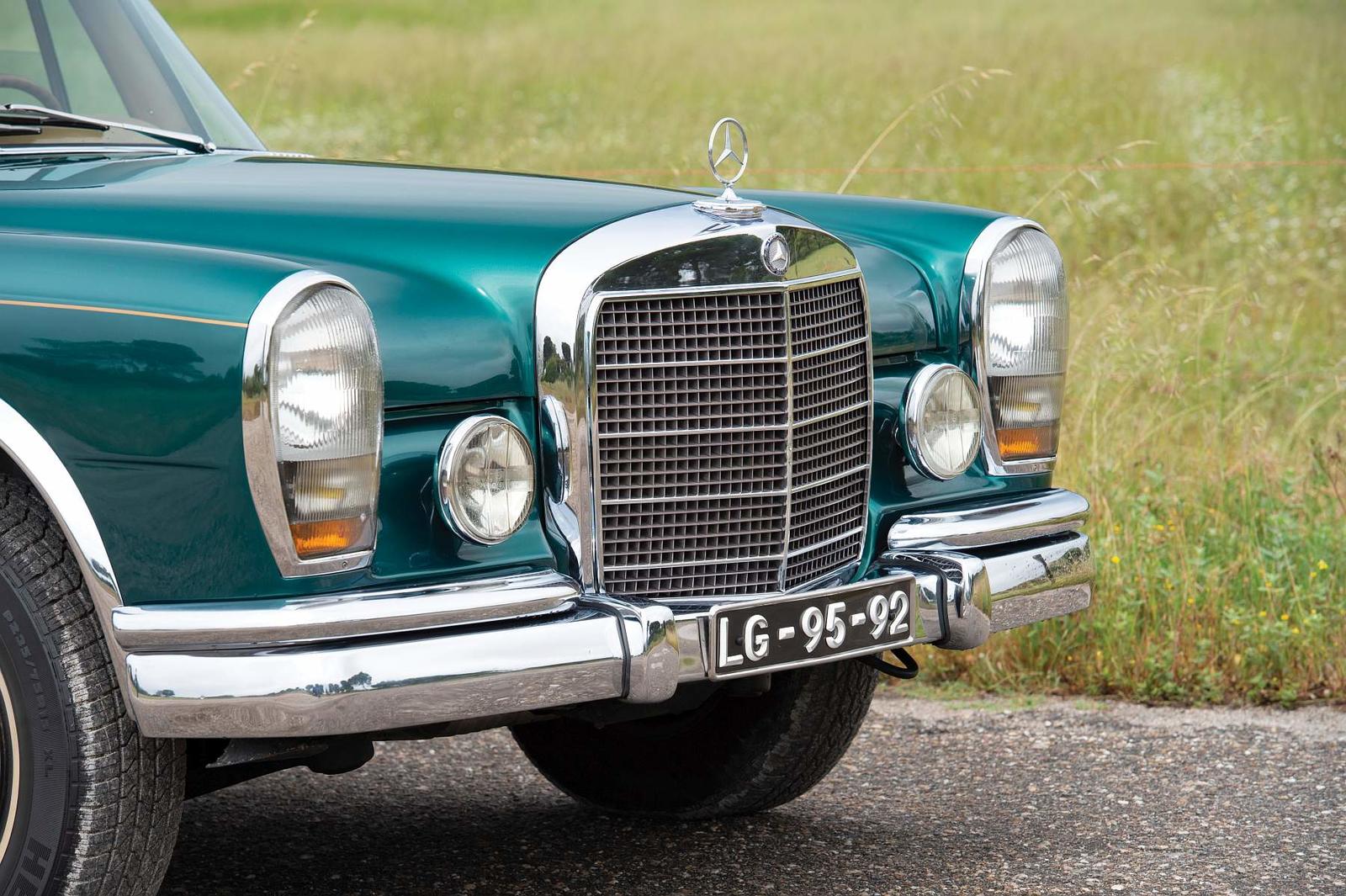 1966-Mercedes-Benz-600-Sedan-by-Chapron_5