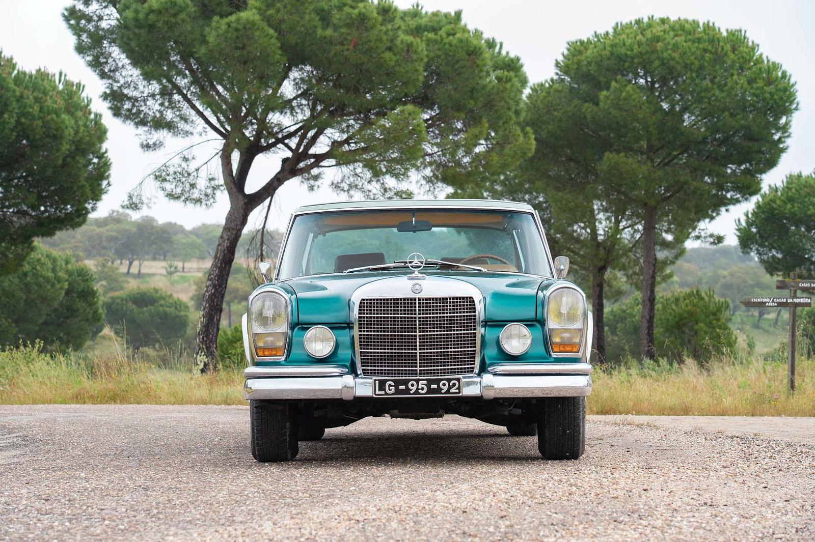 1966-Mercedes-Benz-600-Sedan-by-Chapron_7