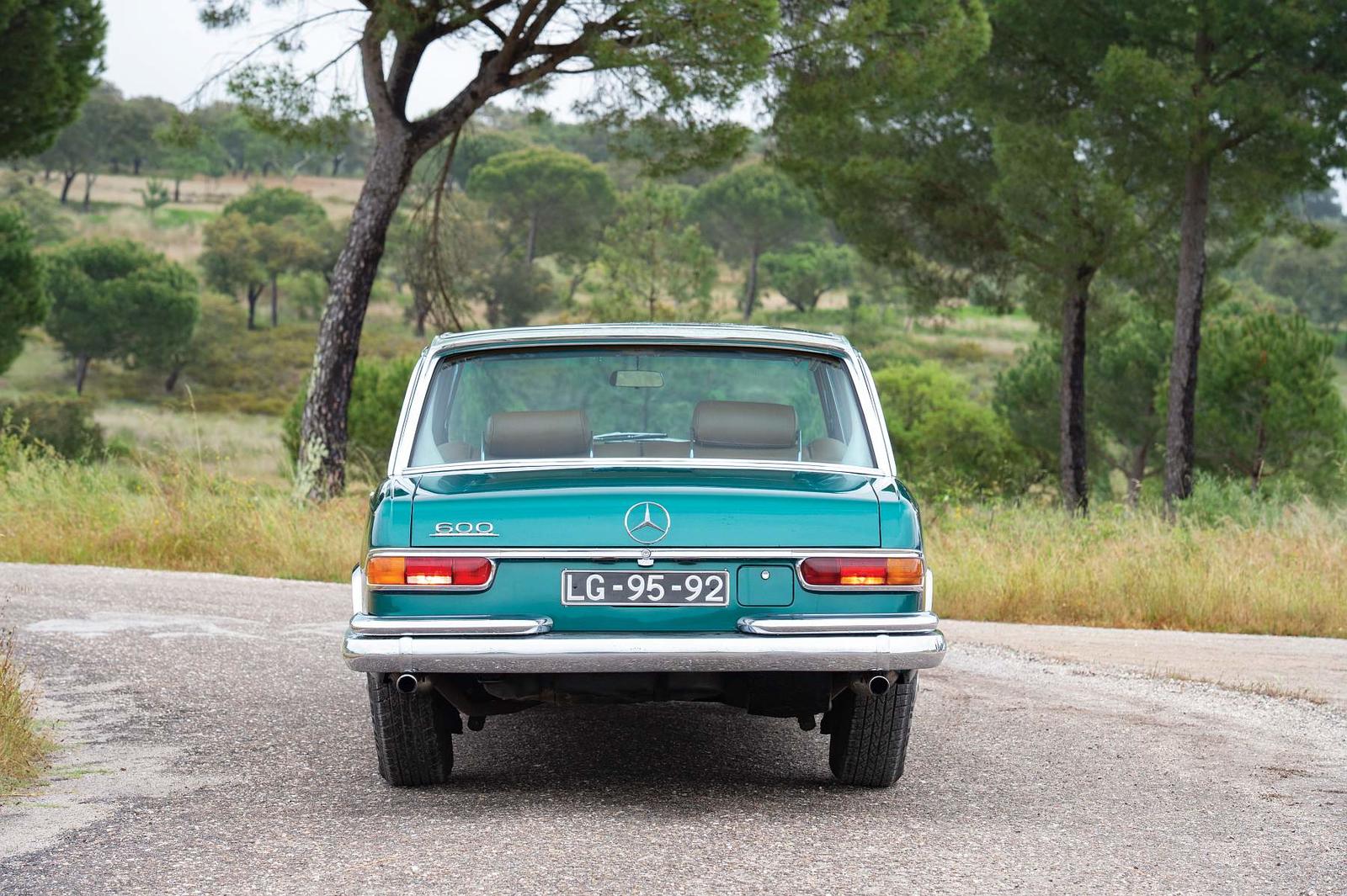 1966-Mercedes-Benz-600-Sedan-by-Chapron_8