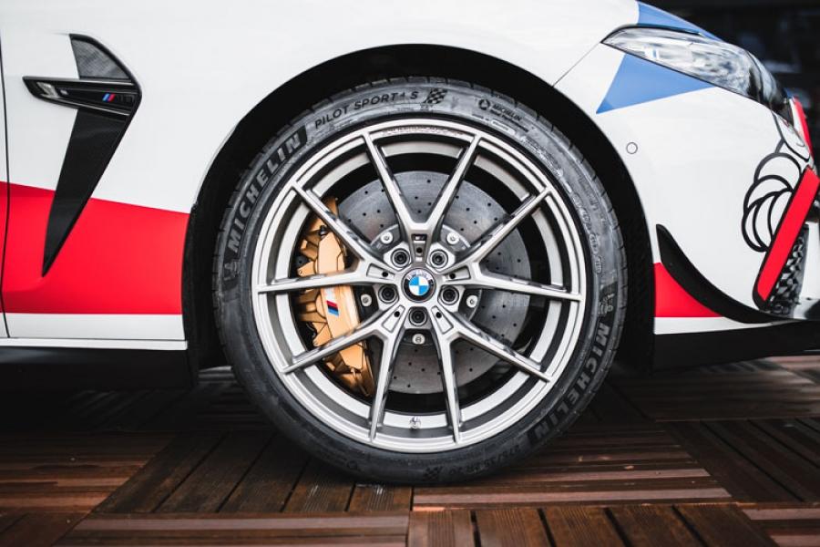 P90362210_highRes_bmw-m-gmbh-official–960×600