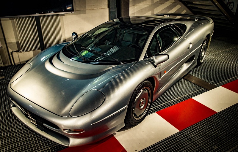 Robb-Pritchard-Autobau-visit-Switzerland-49-2000×1333