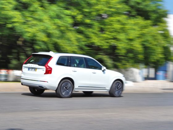 Volvo_XC90_86-560×420