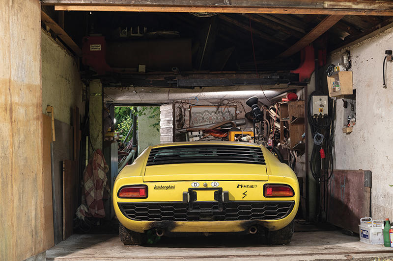 1969-Lamborghini-Miura-P400-S-by-Bertone_8