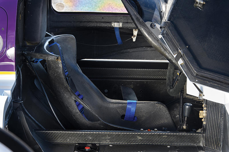 1989-Jaguar-XJR-11-_11