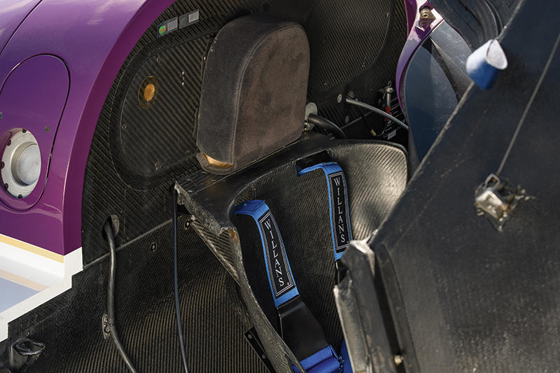 1989-Jaguar-XJR-11-_12