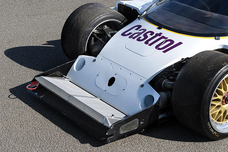 1989-Jaguar-XJR-11-_18