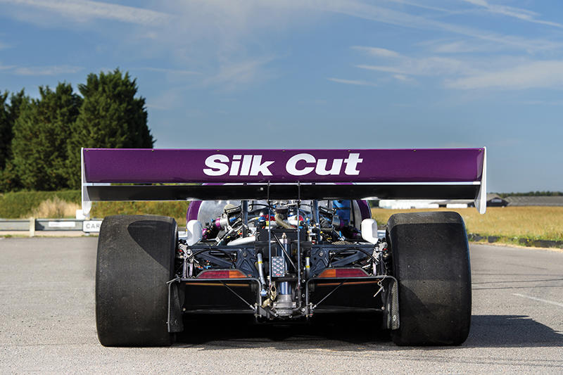 1989-Jaguar-XJR-11-_23