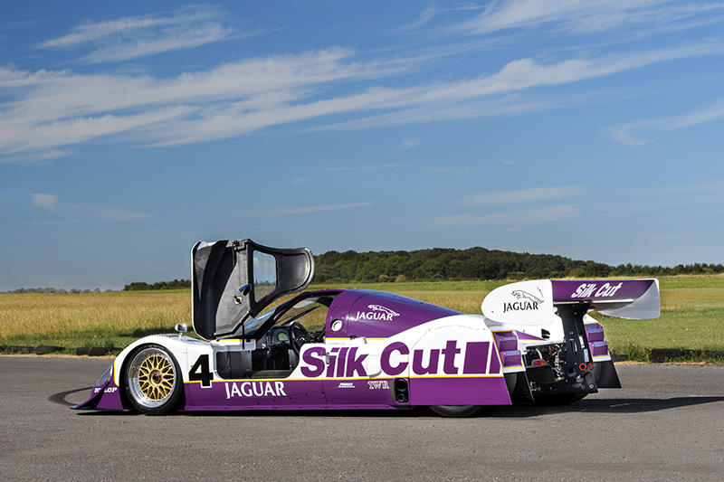 1989-Jaguar-XJR-11-_24