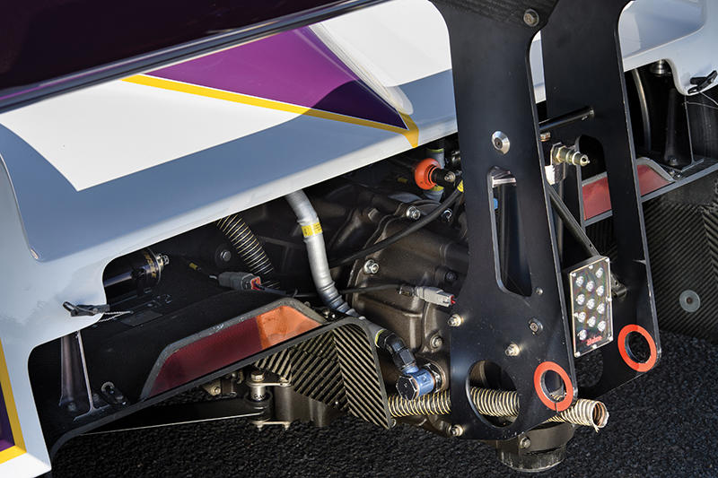 1989-Jaguar-XJR-11-_31