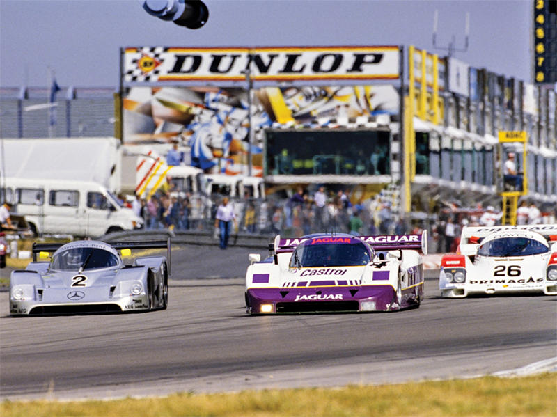 1989-Jaguar-XJR-11-_33