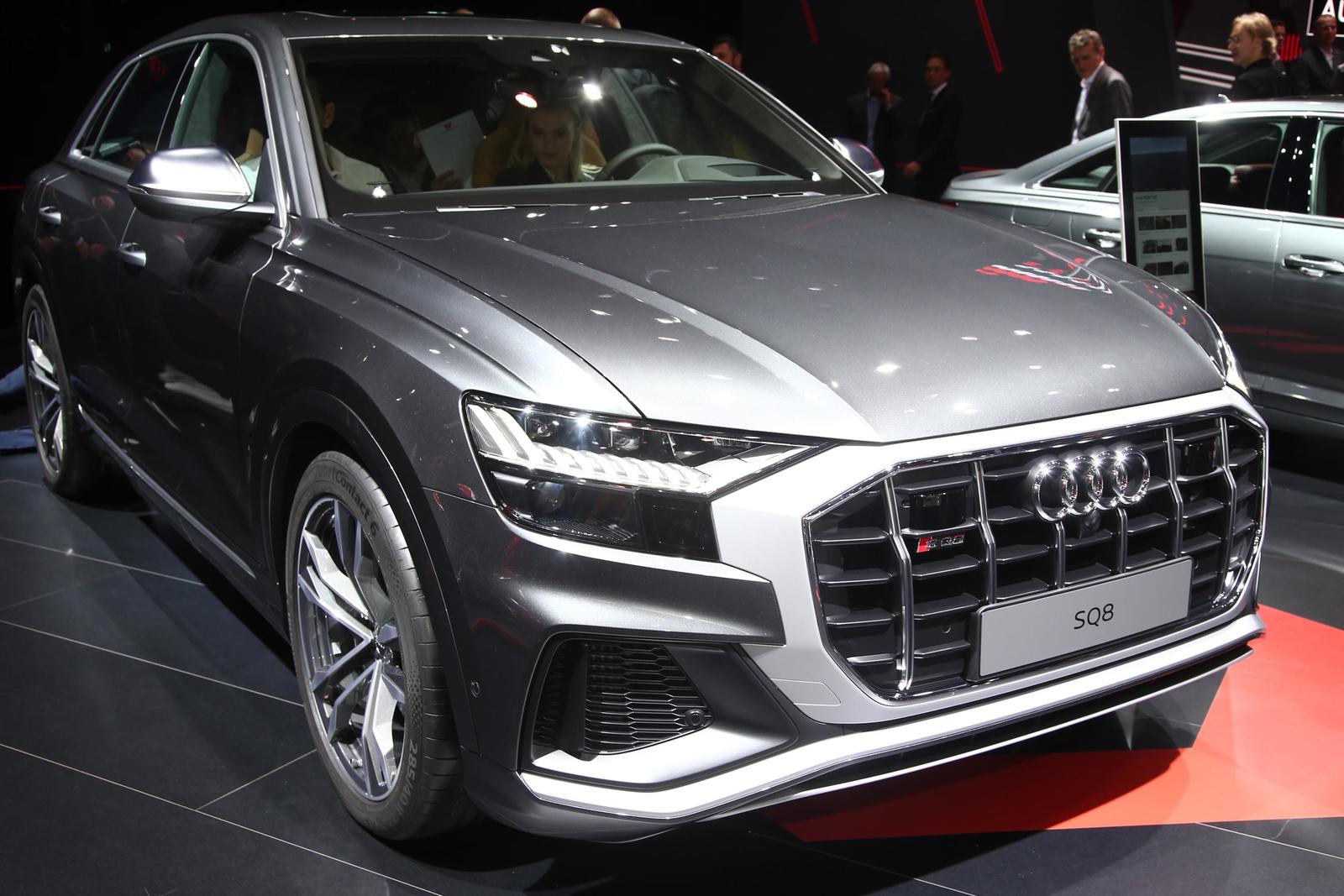 Audi SQ8 (1)