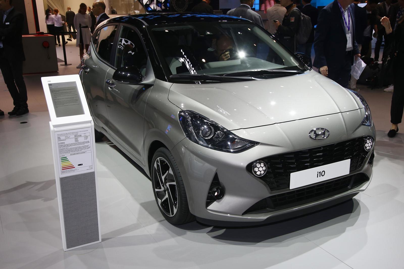 Hyundai i10 (2)