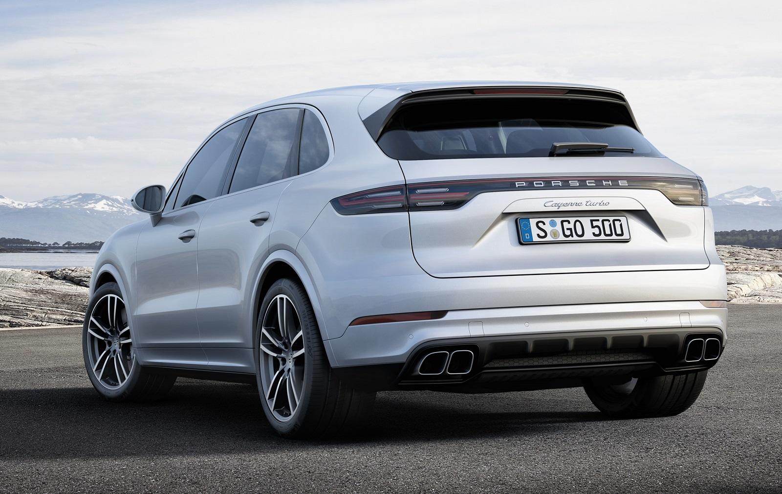IOL-mot-pic-sep13-Porsche-Cayenne-Turbo-2