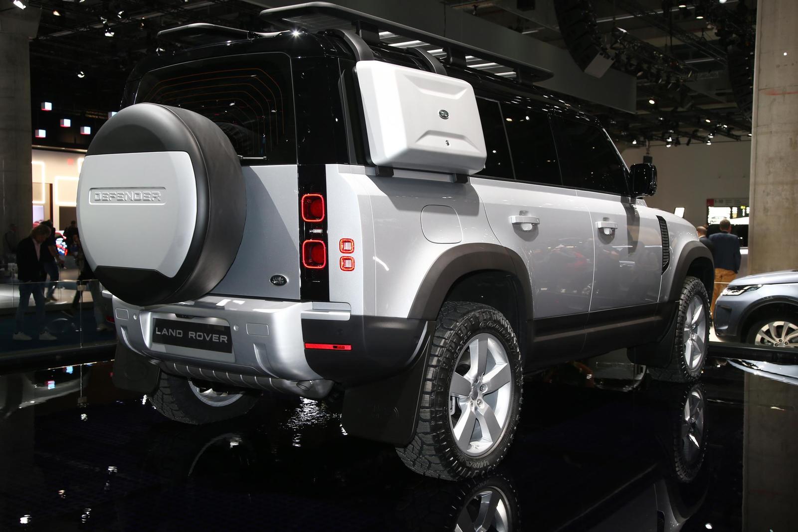Land Rover Defender 2020 (8)