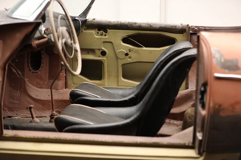 Porsche-Speedster-Seats