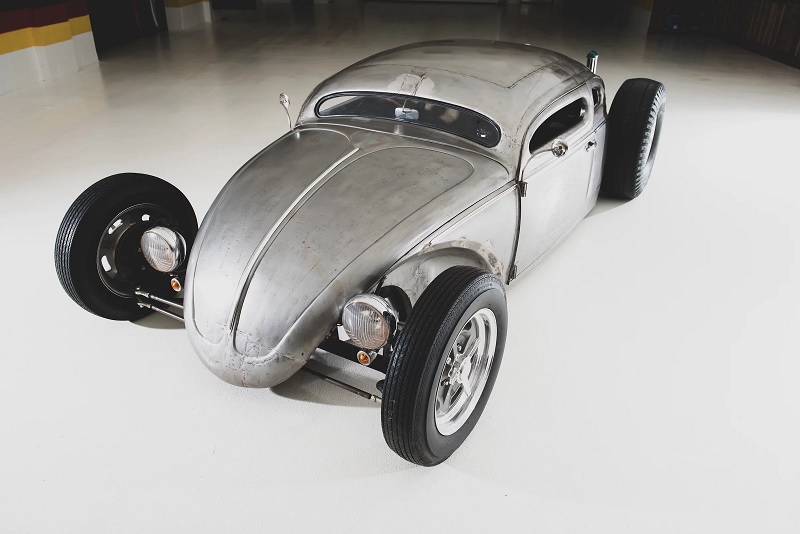 Volkswagen-Beetle-Outlaw-1