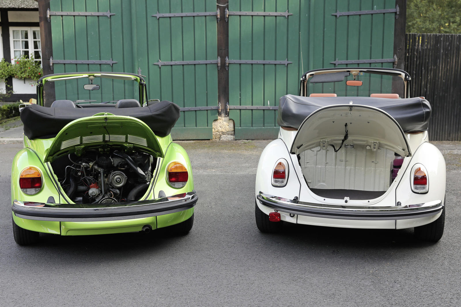 The e-Beetle is providing an additional trunk, where the classic