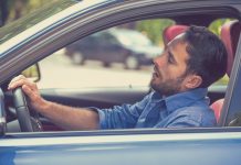 Demasiado tempo ao volante? 3 minutos bastam para cuidar do físico