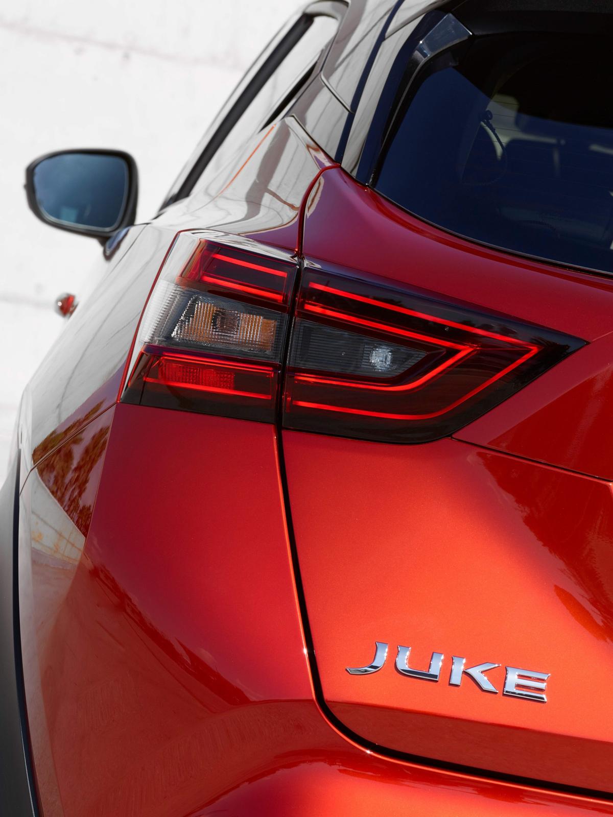 Oct. 7 – 2pm CET – New Nissan JUKE Details 05-2830×3774-2122×2829