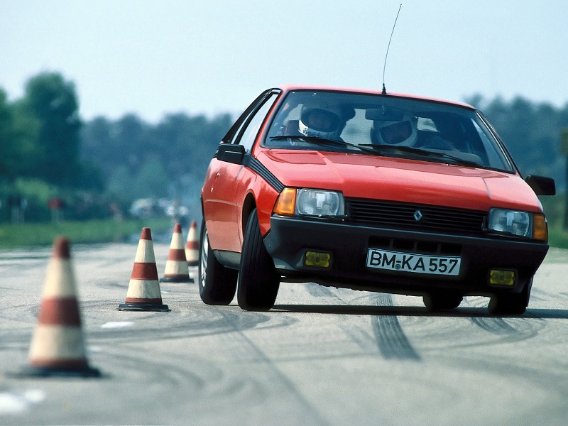 renault_fuego_gtx_3