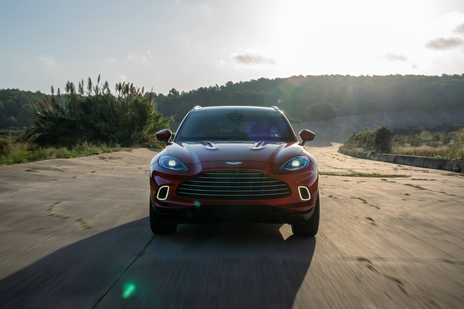 Aston Martin DBX_28