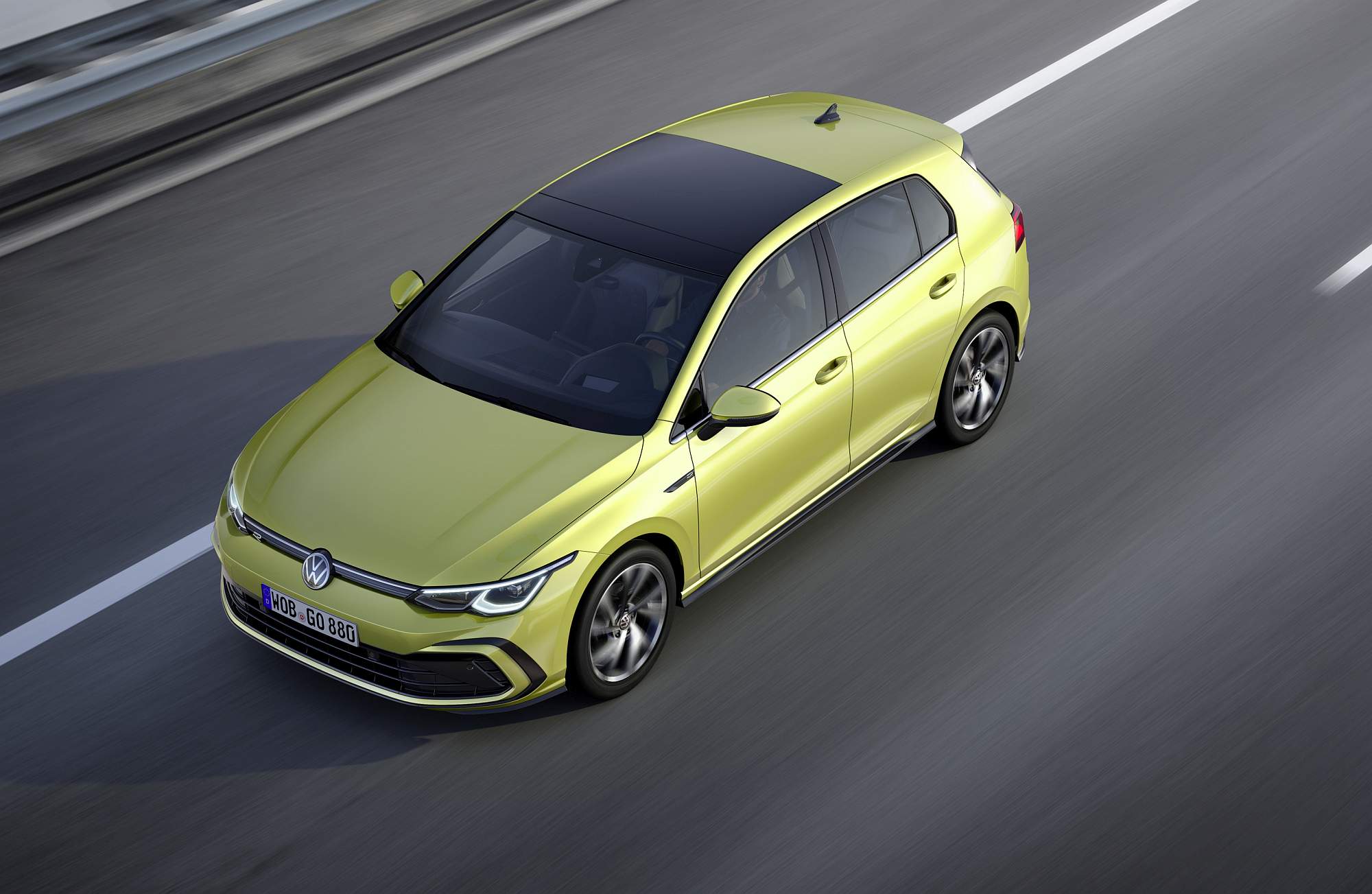 The new Volkswagen Golf R-Line