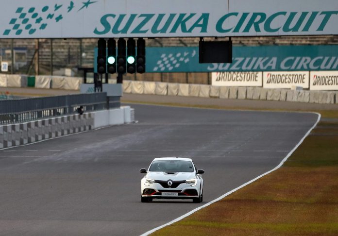 2019 - Nouvelle MÉGANE R.S. TROPHY-R : Nouveau record sur le circuit de Suzuka