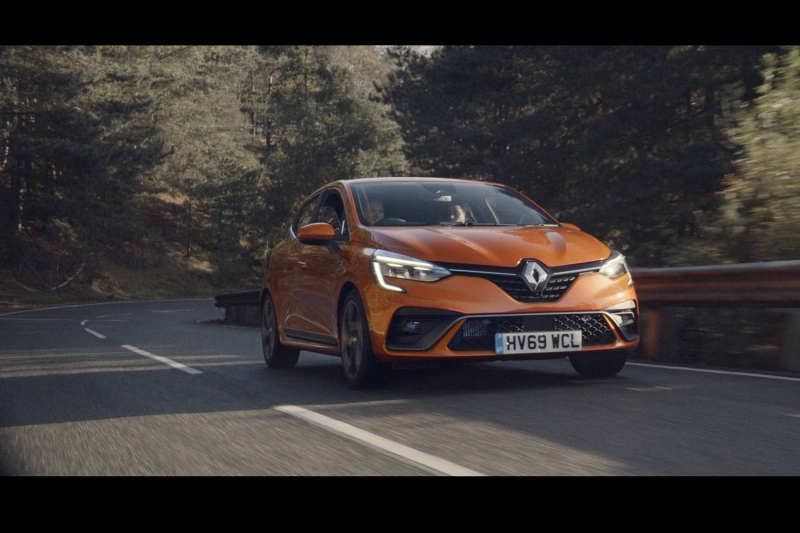 Renault Clio Celebrates 30 Years in the Making – Embargo 00H01 081119 (3)