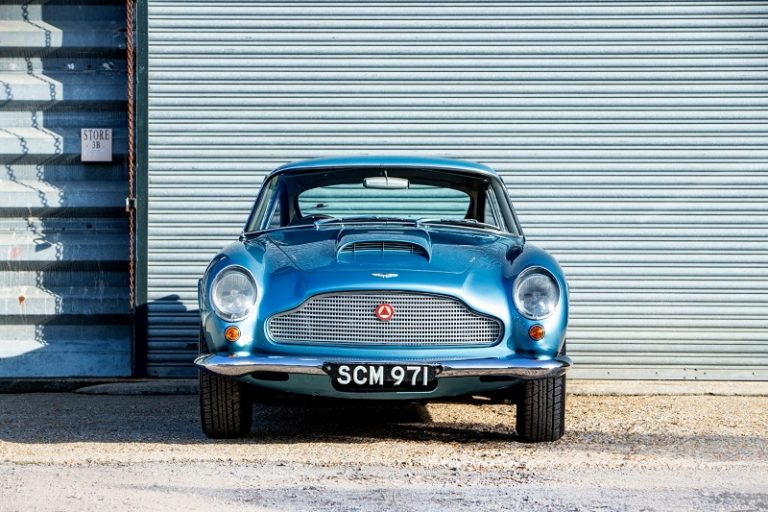 Aston Martin DB4 GT Lighweight