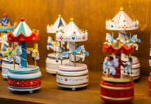 Viana do Castelo: as caixas de música desta loja são um regresso à infância