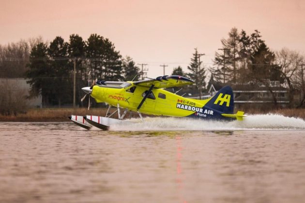 Harbour-Air-mangiX-First-Commercial-Electric-Seaplane-Maiden-Flight-630×420