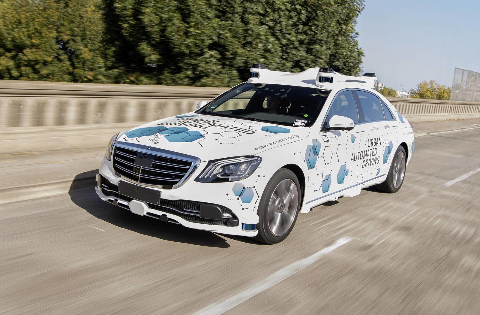 mercedes_urban_automated_driving (3)