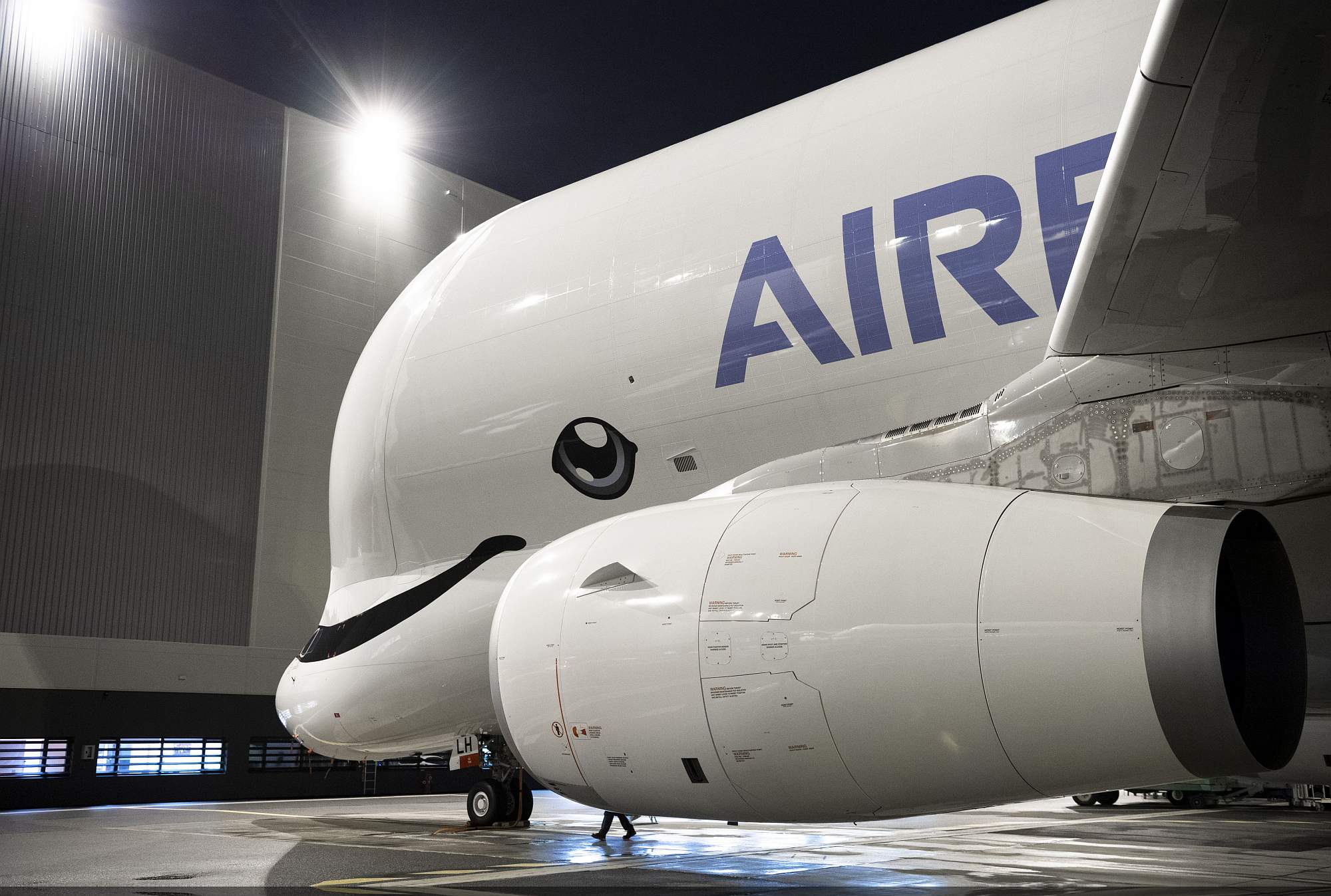 First BelugaXL delivered to ATI – Side view_