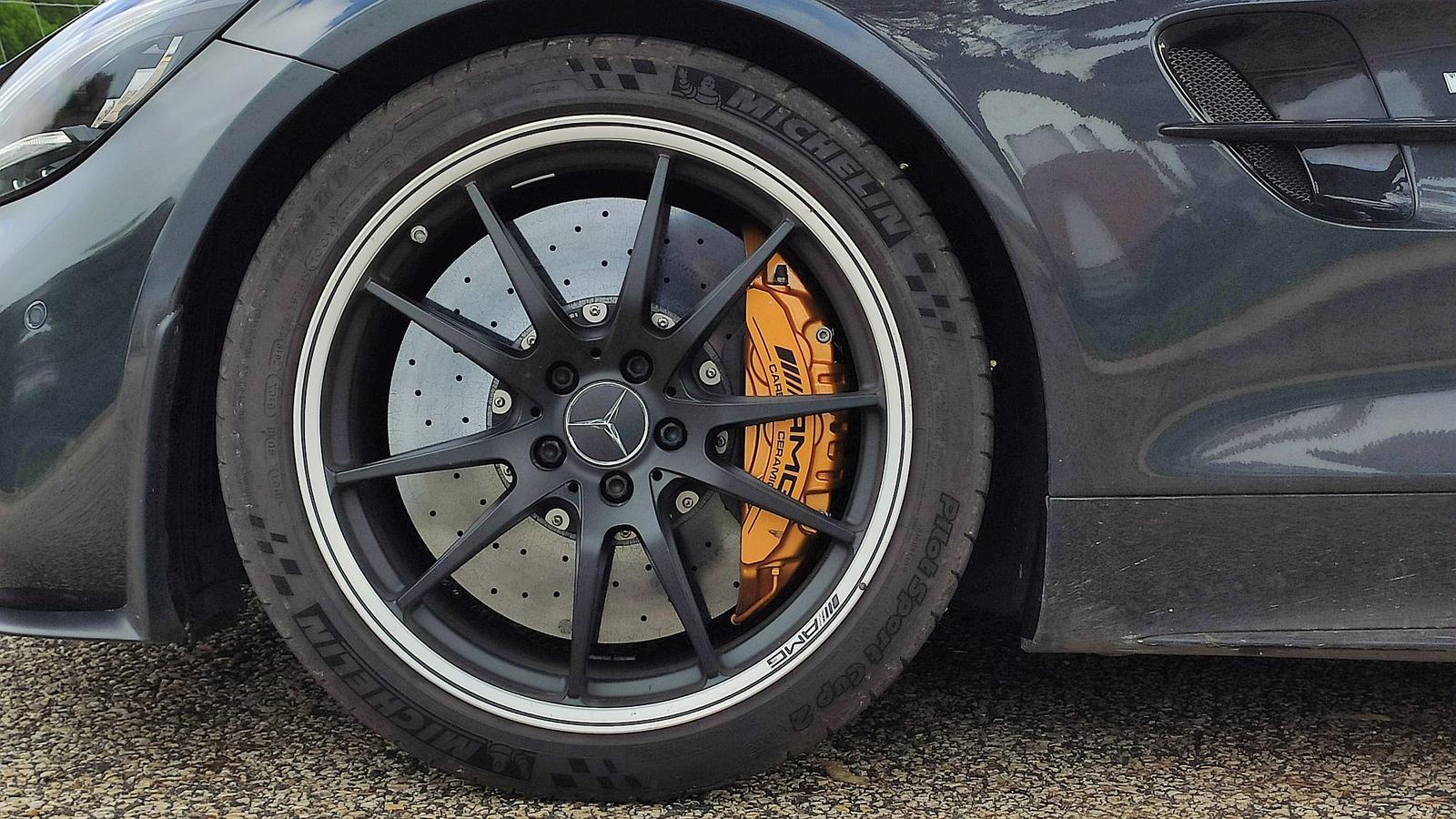 Mercedes-AMG GT R PJ 2019 (12)
