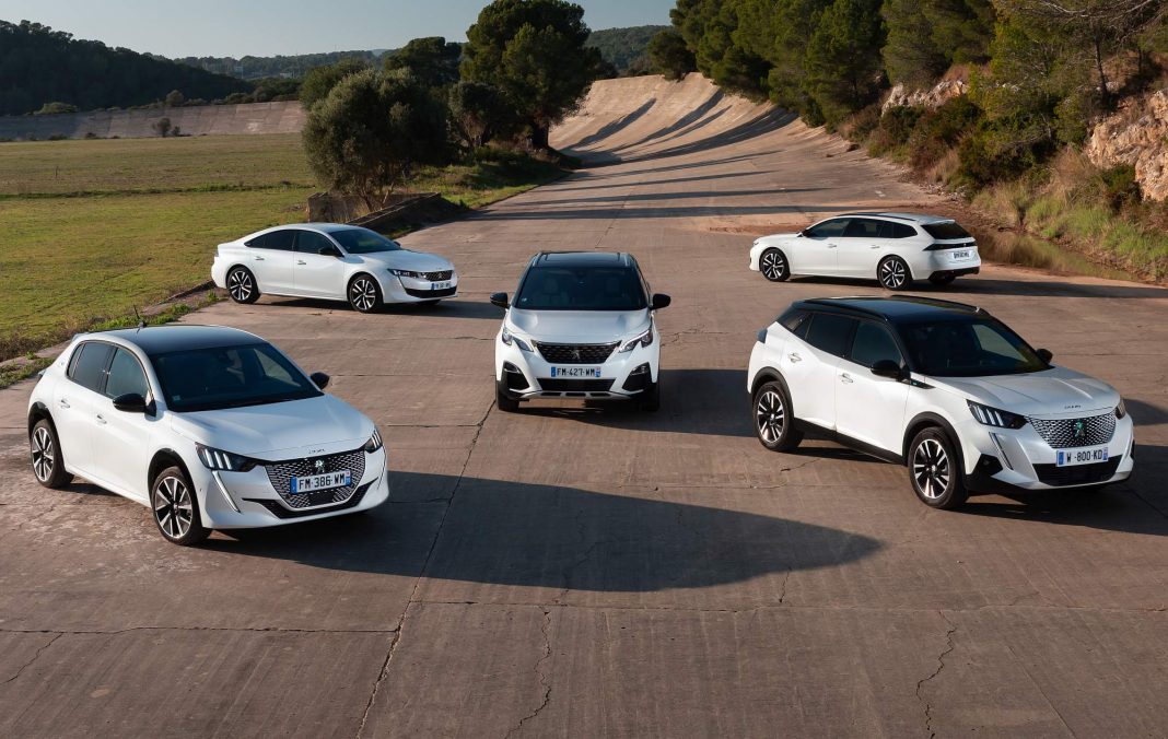 PEUGEOT_PHEVRANGE_TESTDRIVE_0120TC_001