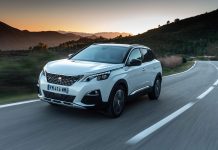 Contacto Peugeot 3008 Hybrid4: Plug-in de elevada potência