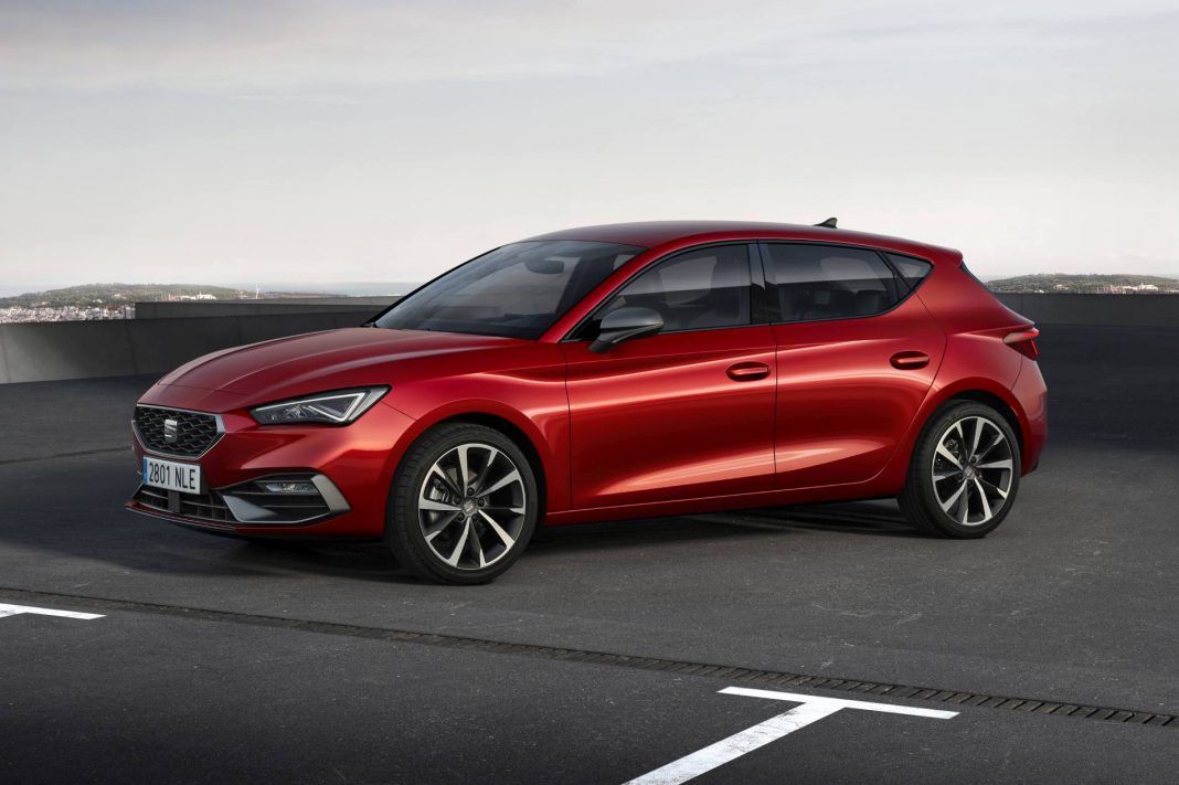 SEAT-launches-the-all-new-SEAT-Leon_02_HQ