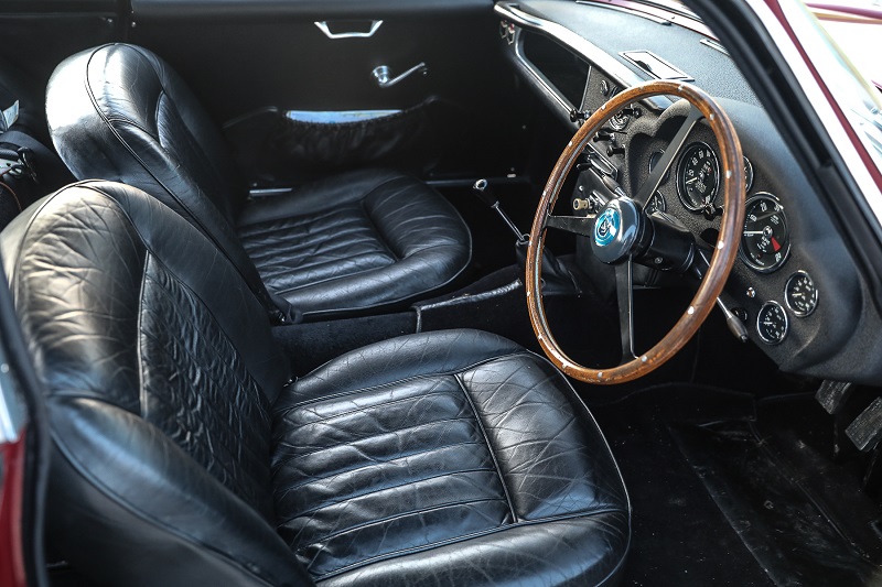 1961-Aston-Martin-DB4-GT-Zagato-7