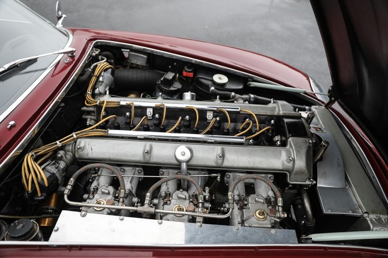 1961-Aston-Martin-DB4-GT-Zagato-8-960×640