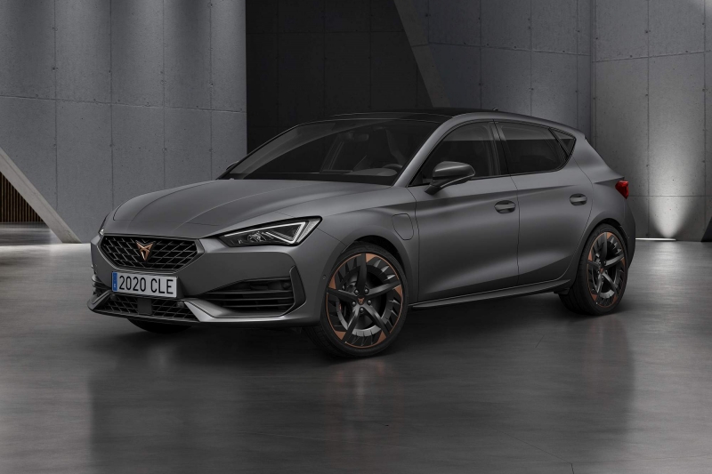CUPRA_5D_PHEV_01_HQ