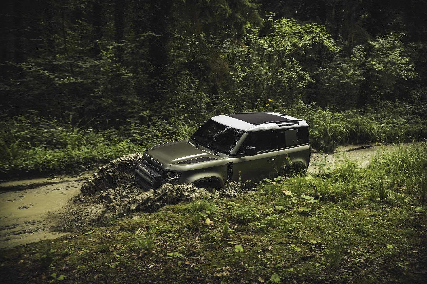 Land Rover_Defender_20MY_90_26.02 (22)
