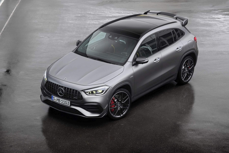 Der neue Mercedes-AMG GLA 45 4MATIC+: Kompaktes Performance-SUV für alle Lebenslagen
The new Mercedes-AMG GLA 45 4MATIC+: A compact performance SUV to suit any lifestyle