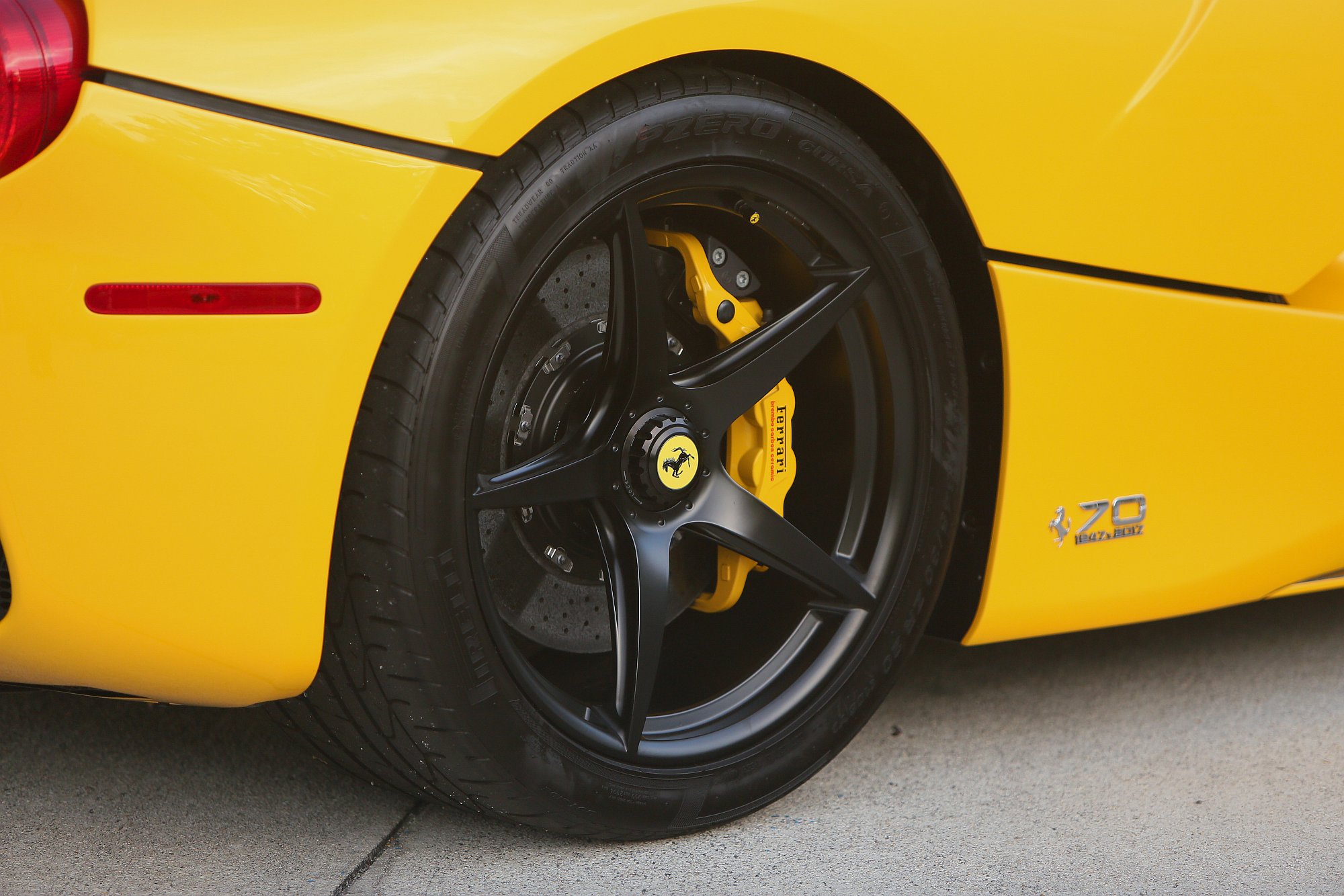 2017-Ferrari-LaFerrari-Aperta-_RM Sothebys (10)