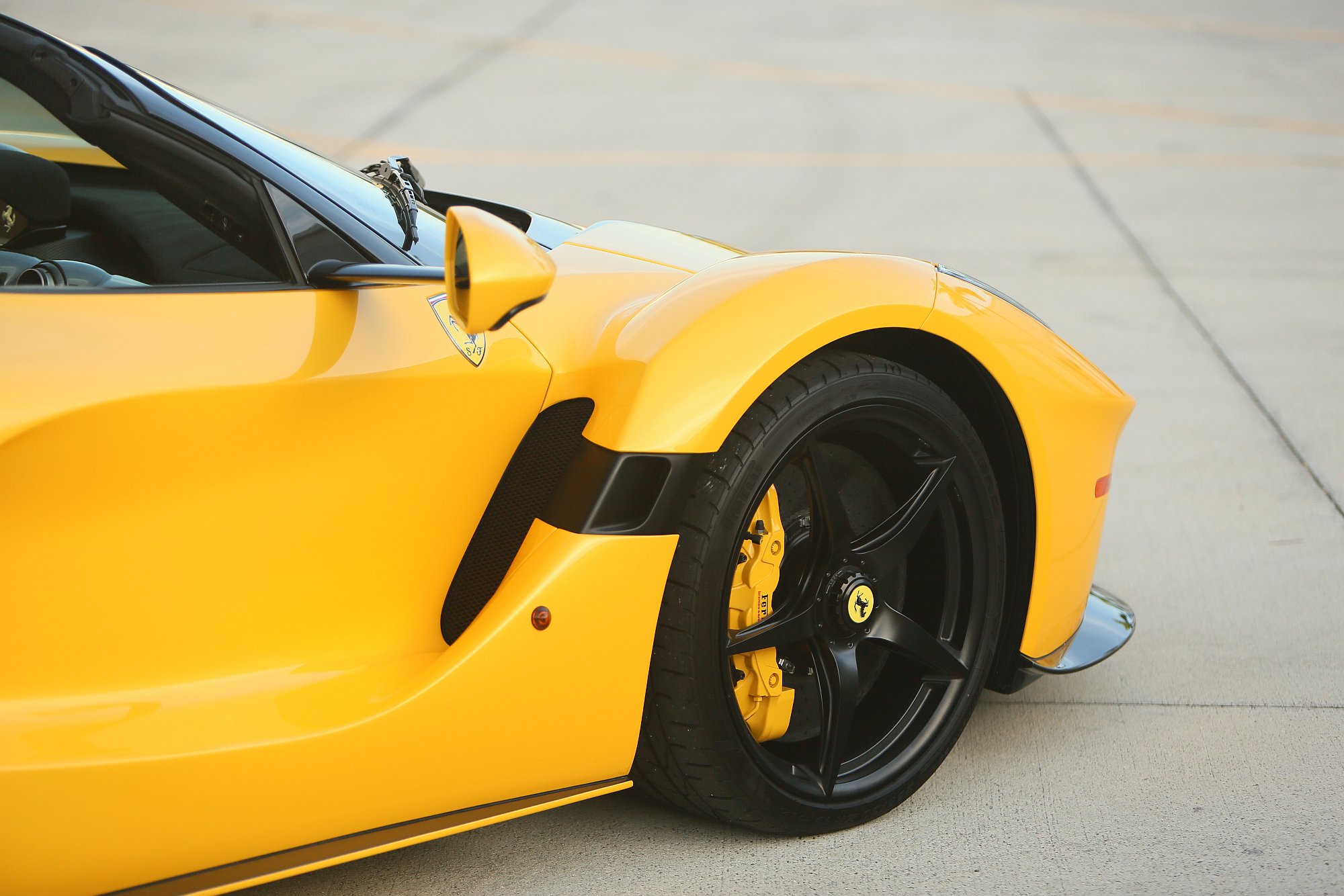 2017-Ferrari-LaFerrari-Aperta-_RM Sothebys (12)