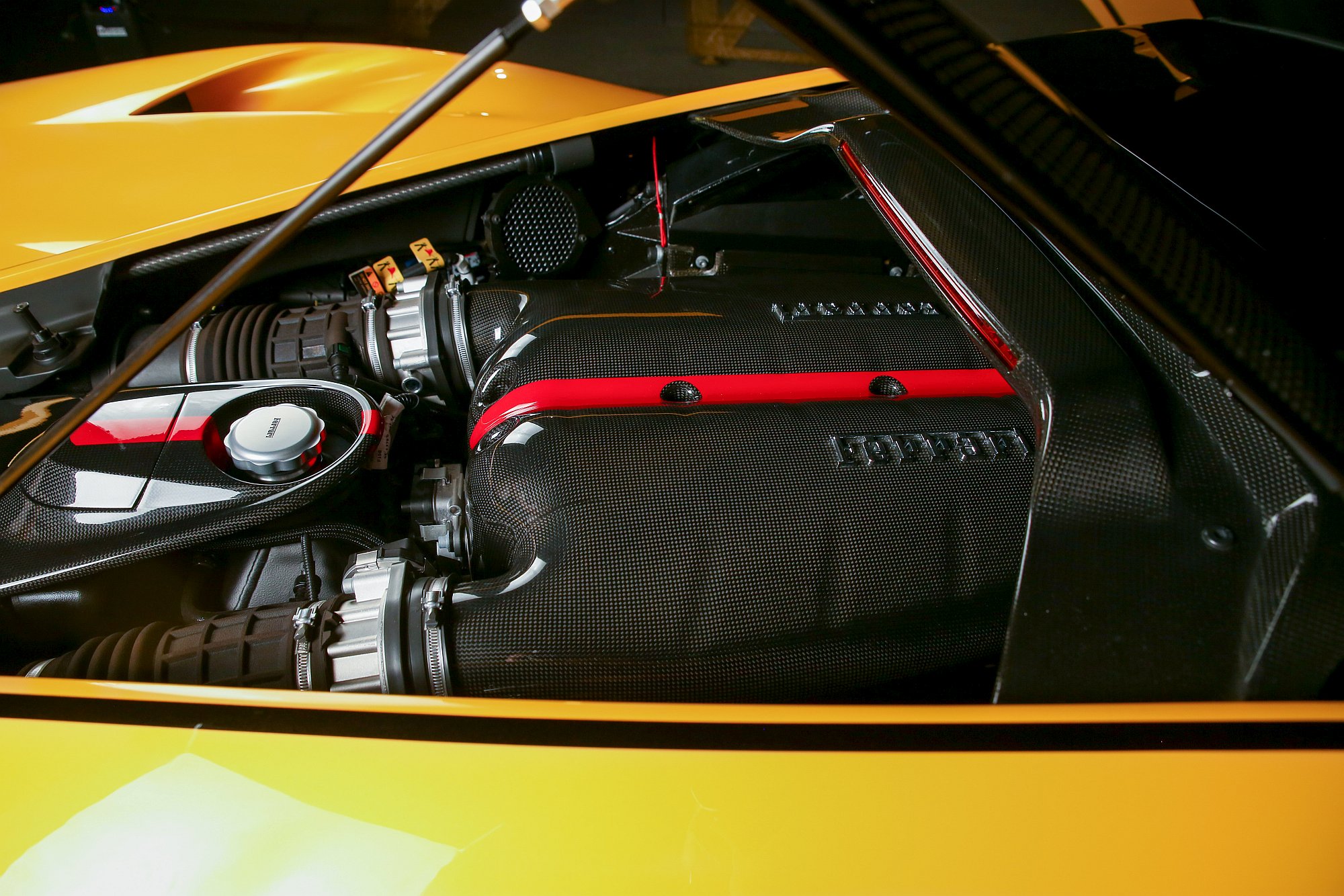 2017-Ferrari-LaFerrari-Aperta-_RM Sothebys (3)