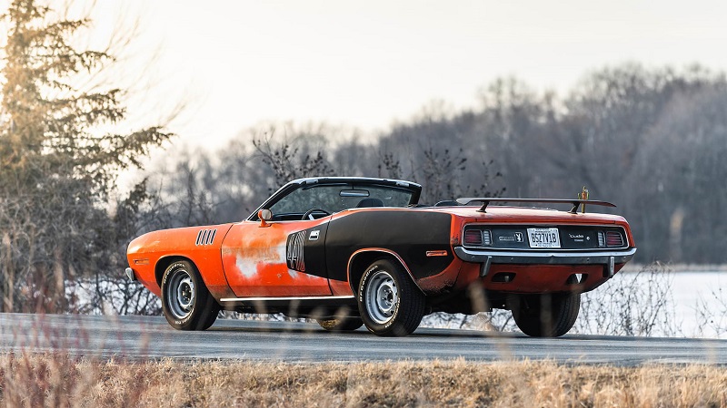 Plymouth-Cuda-440-6-Back