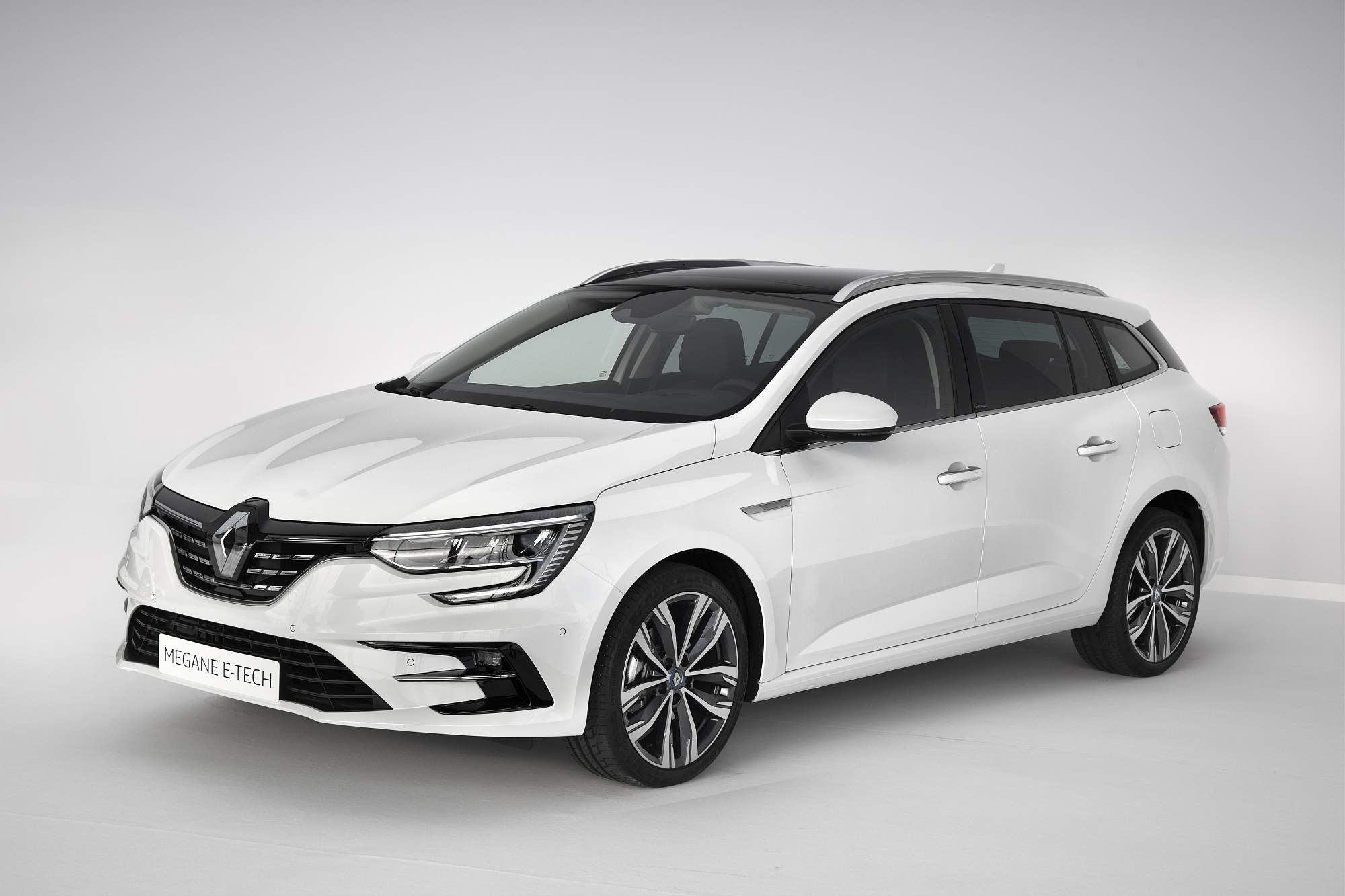 Renault Megane_E-Tech 2020 (1)