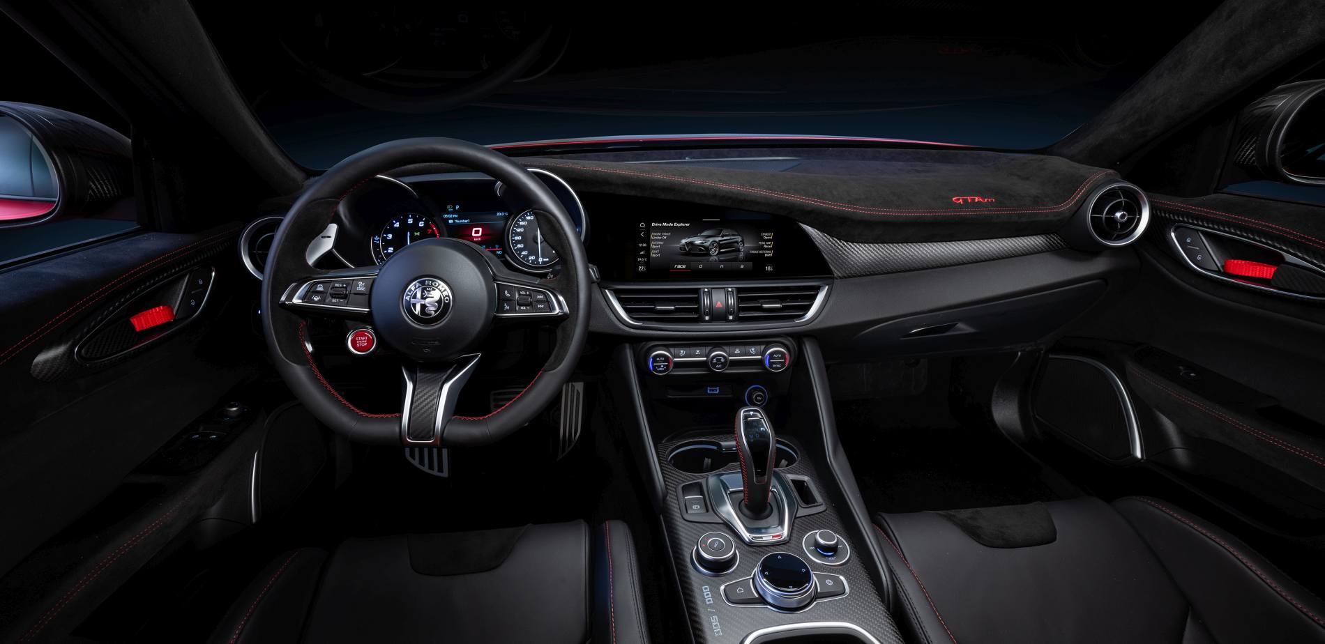 alfa romeo giulia gta 2020 (11)